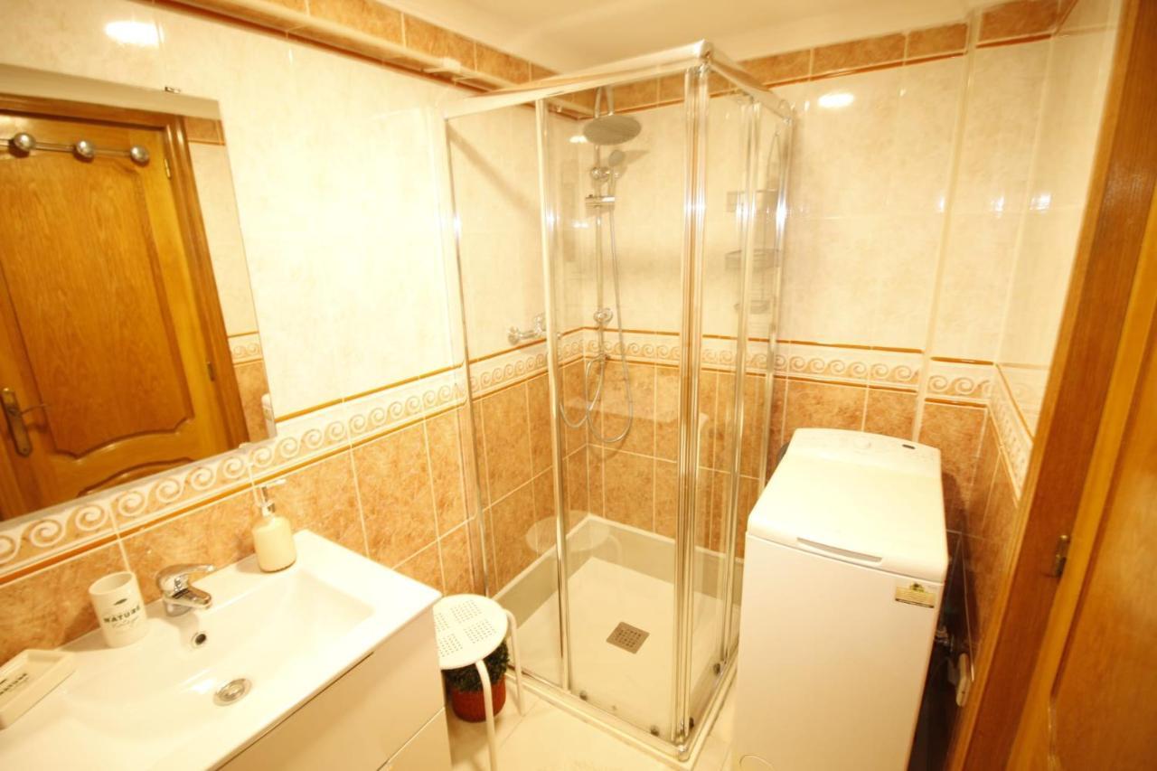 Apartamento Frente Al Mar Benidorm Bagian luar foto